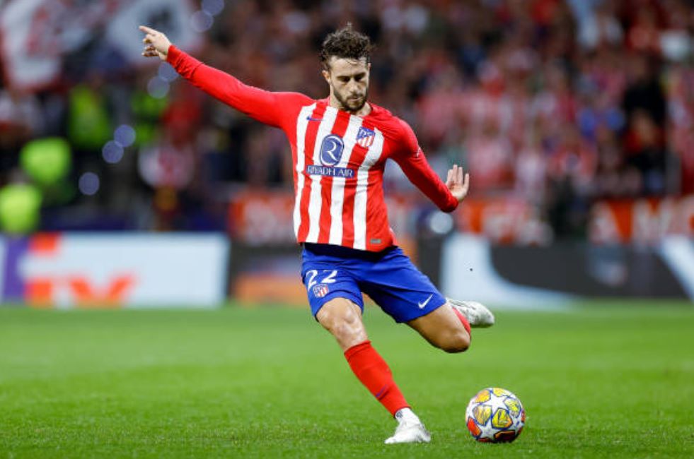 Man United thảo luận với Hermoso.